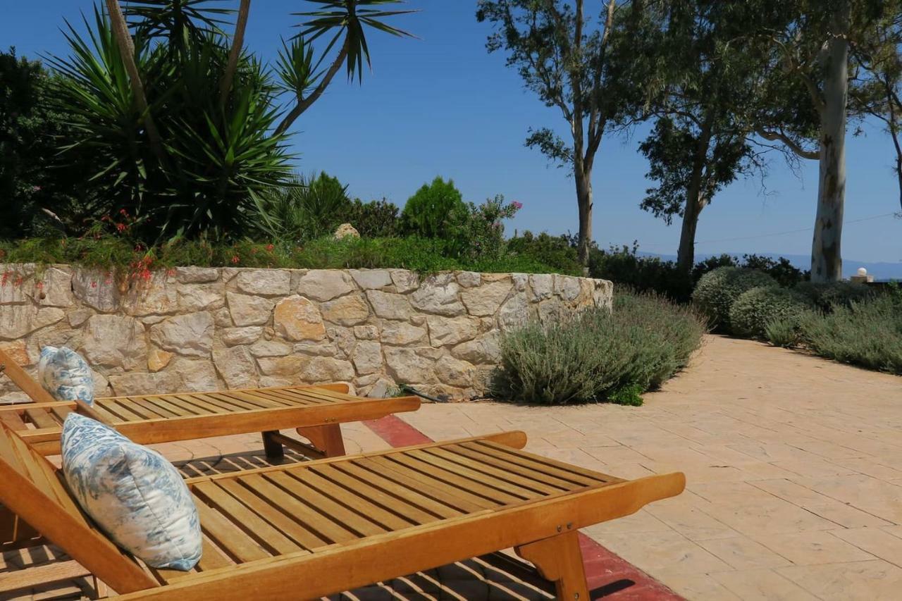 Aeolos A Family Paradise Few Steps From The Beach Kouverta Bagian luar foto