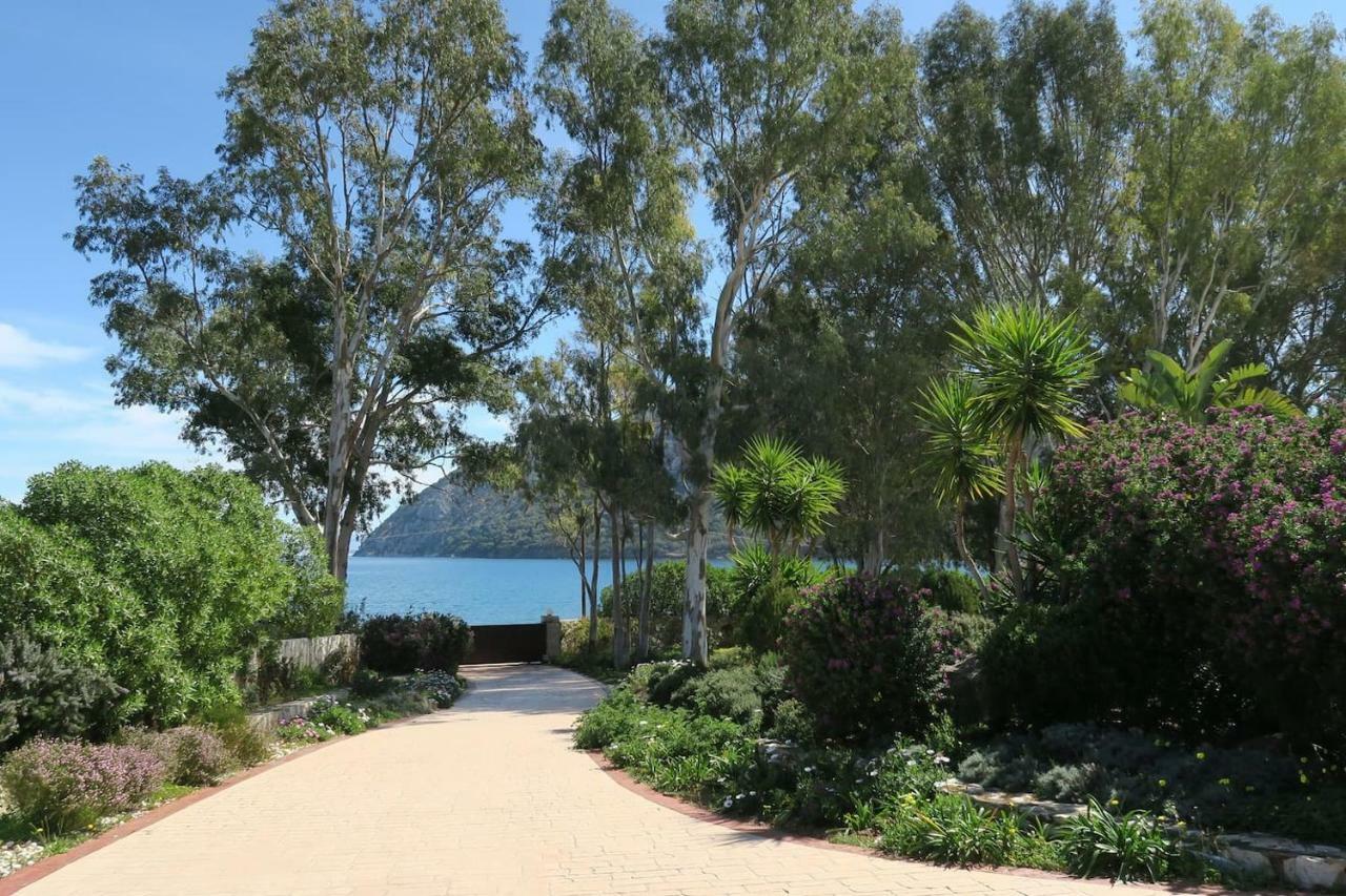 Aeolos A Family Paradise Few Steps From The Beach Kouverta Bagian luar foto