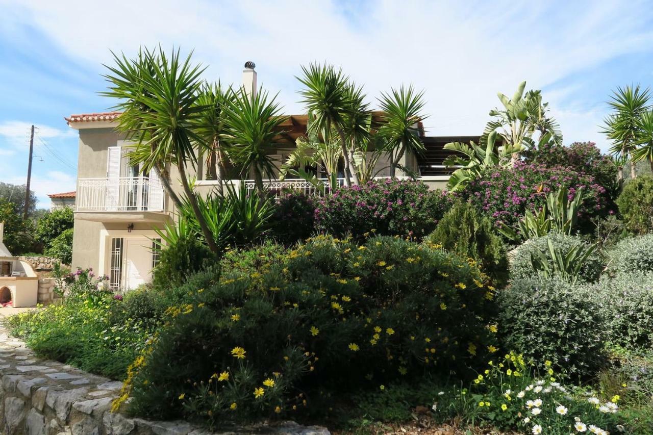 Aeolos A Family Paradise Few Steps From The Beach Kouverta Bagian luar foto