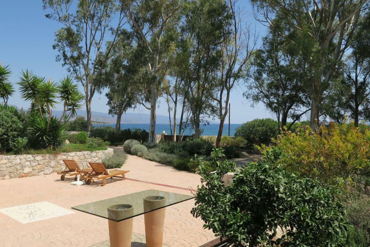 Aeolos A Family Paradise Few Steps From The Beach Kouverta Bagian luar foto