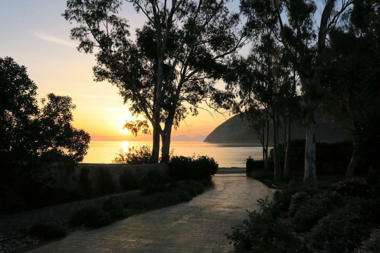 Aeolos A Family Paradise Few Steps From The Beach Kouverta Bagian luar foto