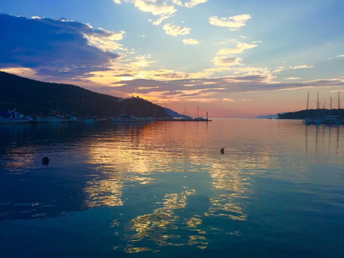 Aeolos A Family Paradise Few Steps From The Beach Kouverta Bagian luar foto
